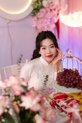 Nụ cười tỏa nắng của cô dâu